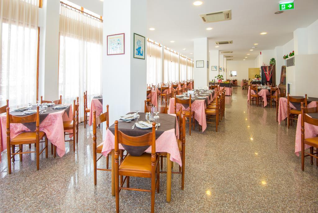 Hotel Venezia Cattolica Luaran gambar