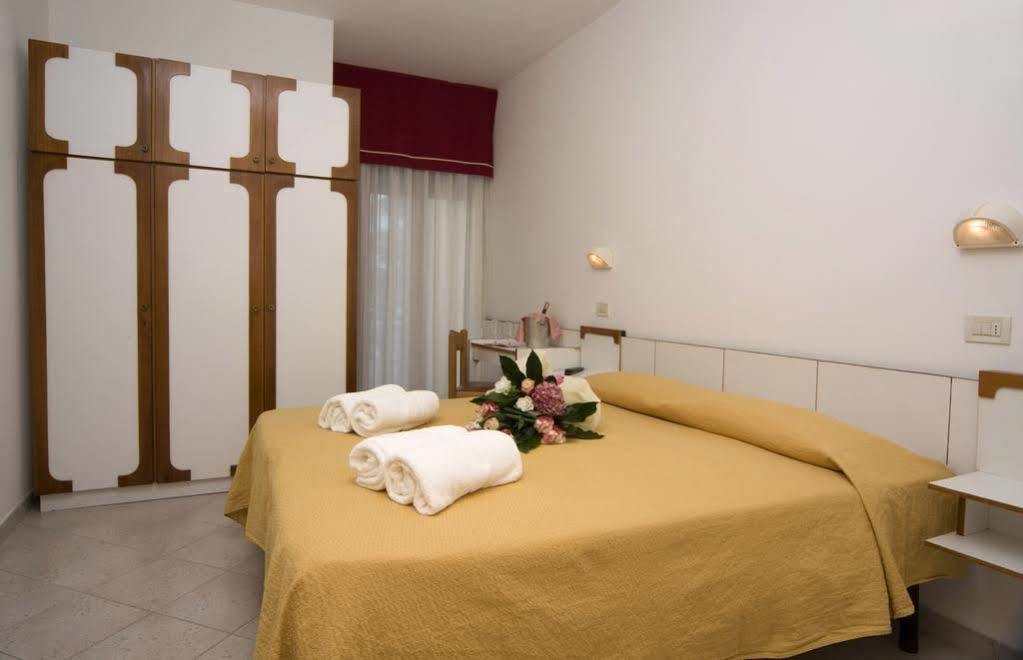 Hotel Venezia Cattolica Luaran gambar